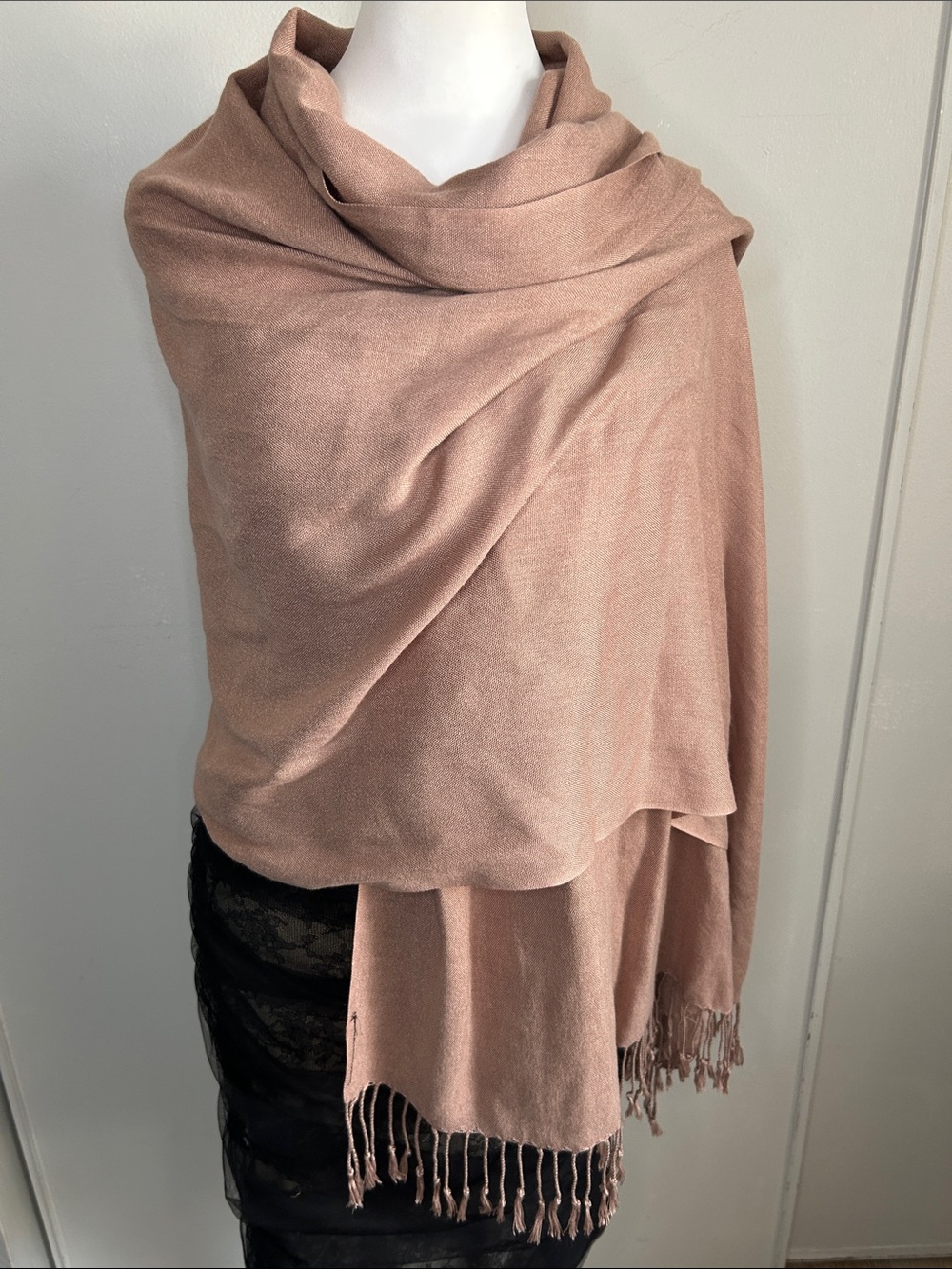 Elegant Light Mauve Pashmina Scarf Shawl Wrap for All Occasions